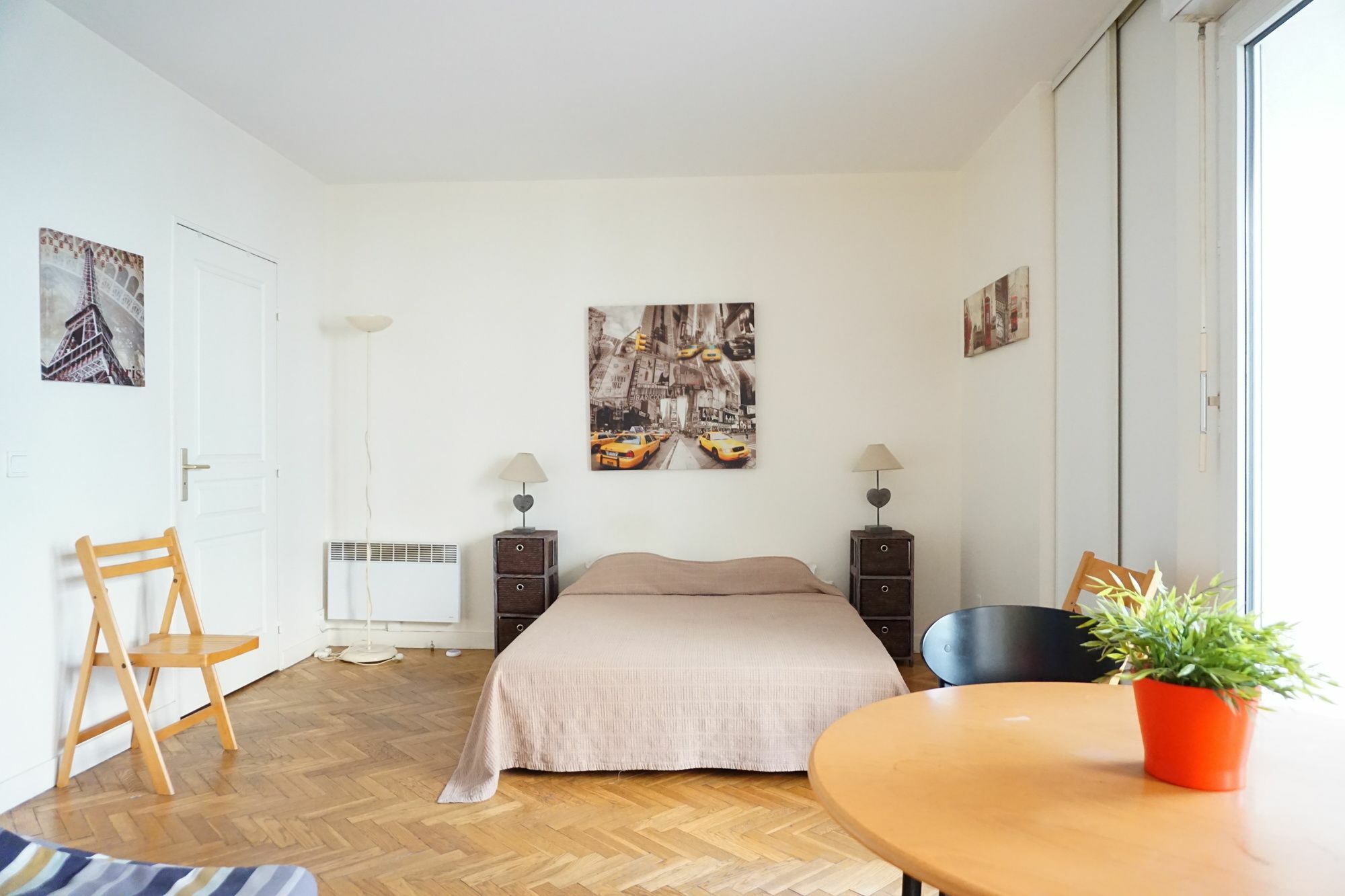 Grenelle - - 7 *